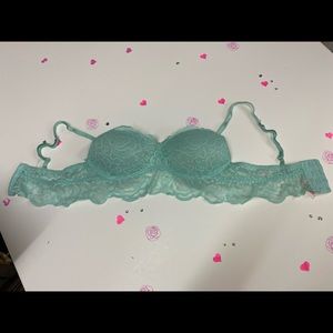 Candie’s push up bra